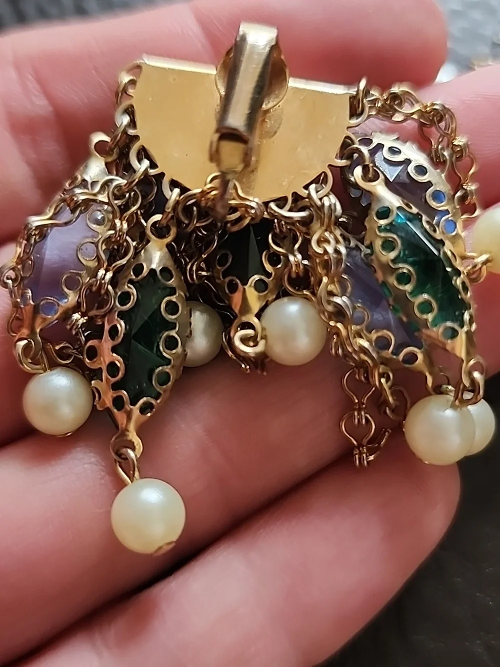 VTG Gold-Tone Pearl Clip Earrings with Blue and Green Crystal Accents - Picture 8 of 9